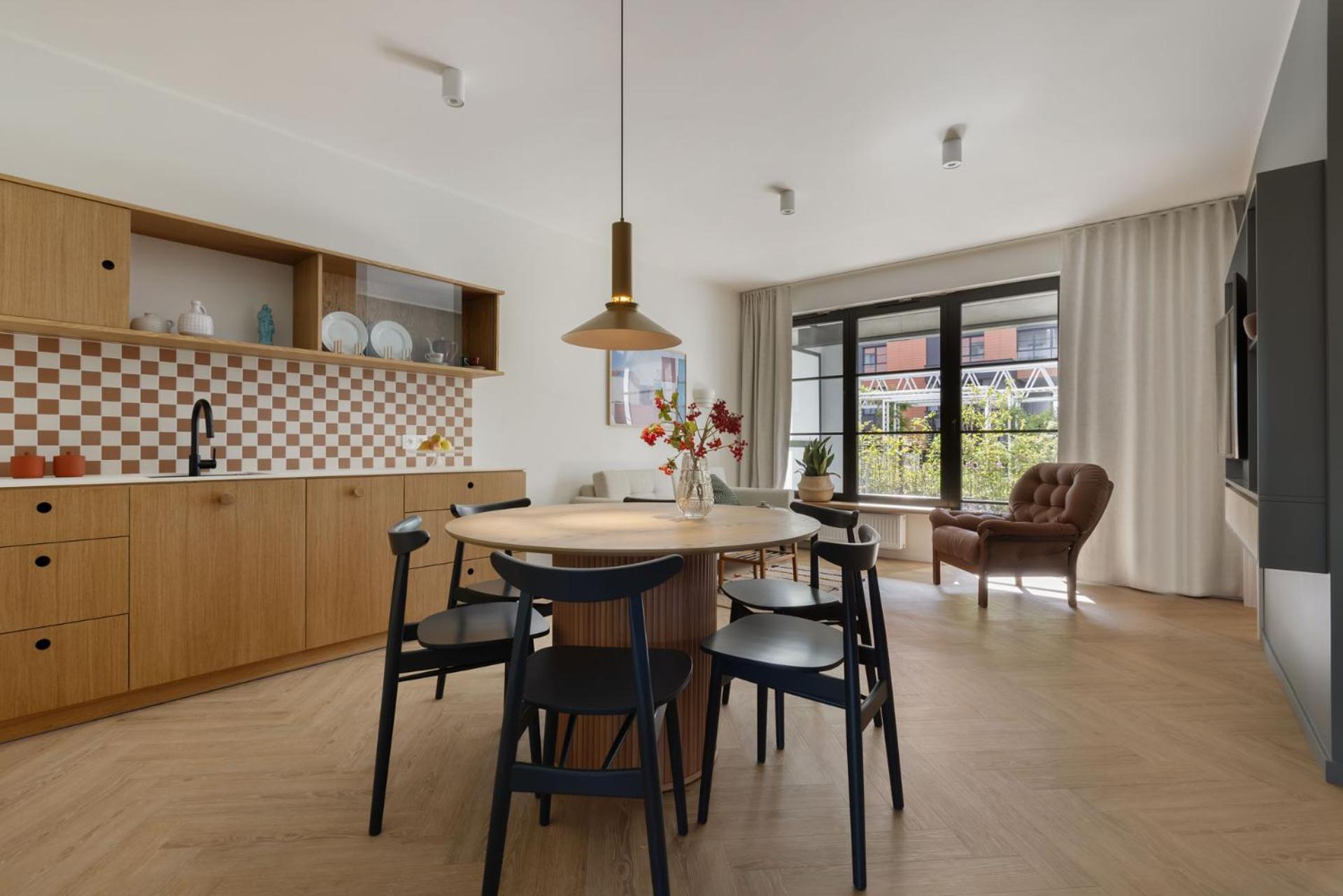 Solidarnosc Three Bedrooms & Garden Apartment 格但斯克 外观 照片