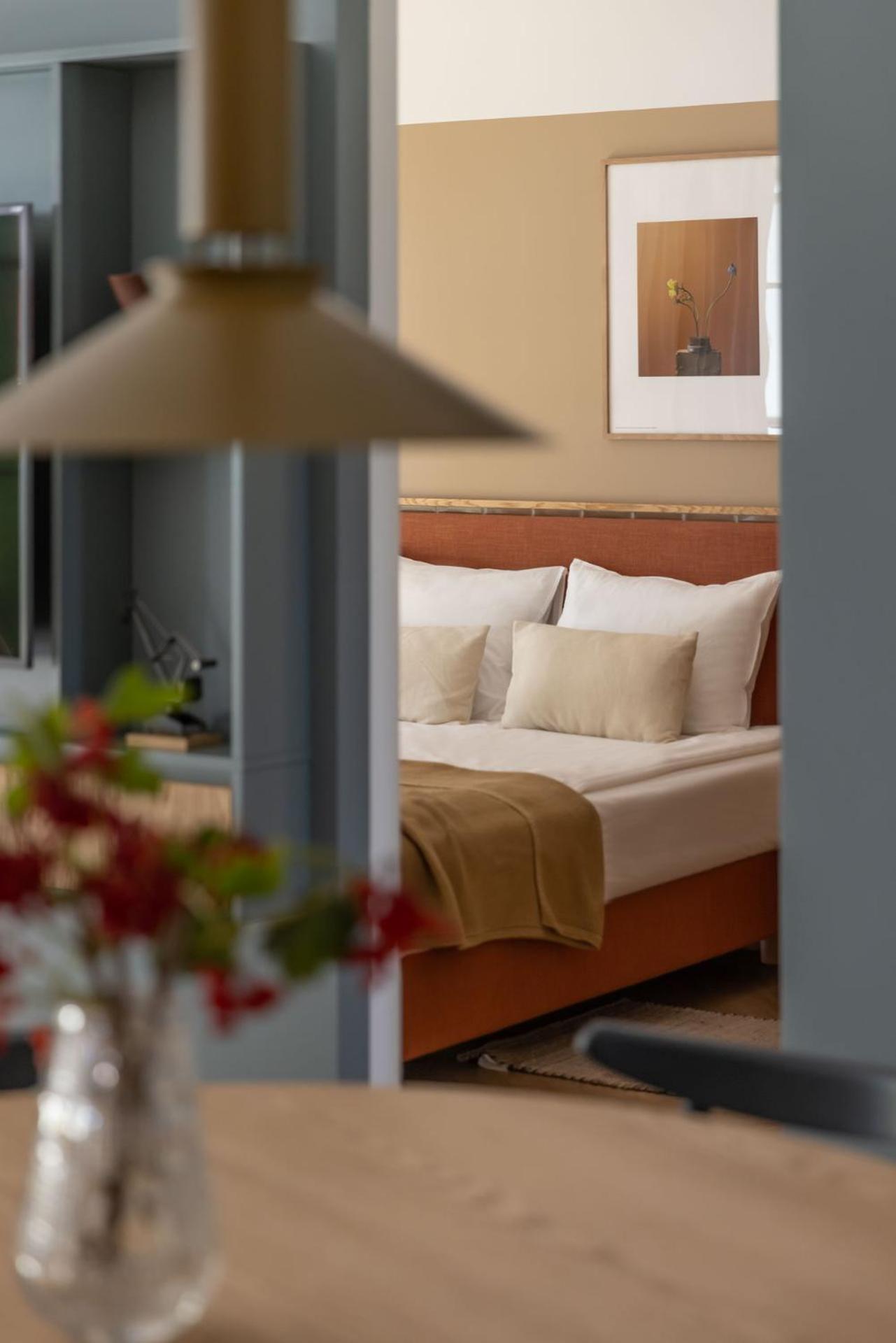 Solidarnosc Three Bedrooms & Garden Apartment 格但斯克 外观 照片